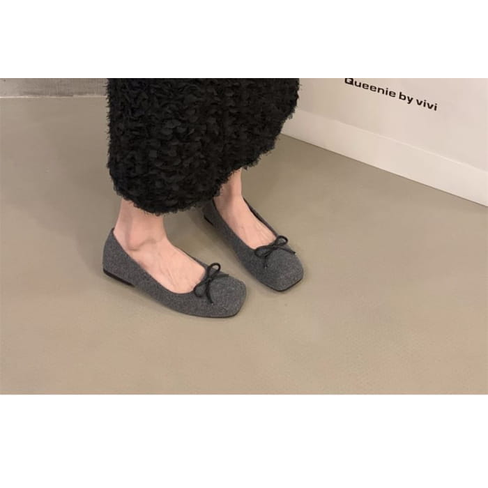 Square Toe Plain Bow Flats