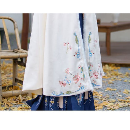 Stand Collar Floral Embroidered Fluffy Trim Tie Front Hanfu