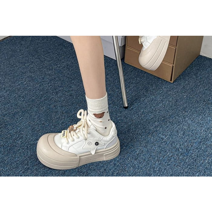 Star Applique Smiley Face Platform Sneakers