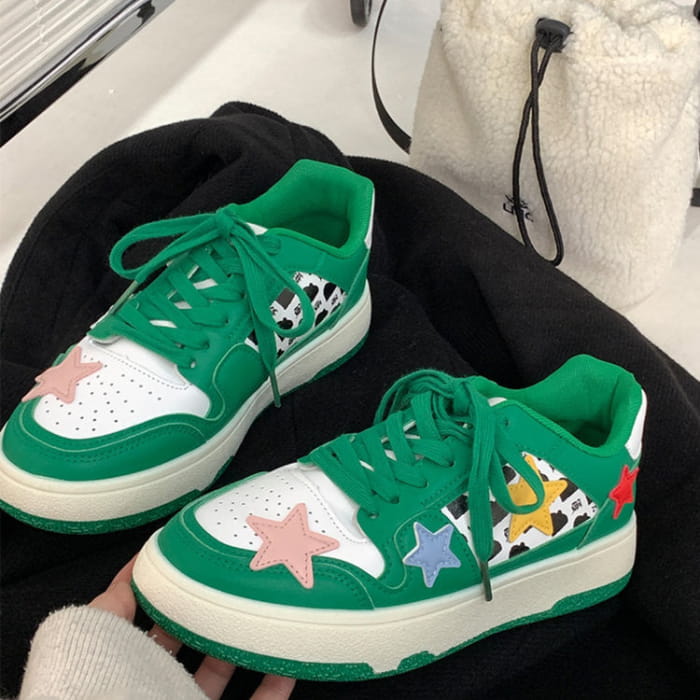 Star Dark Green Sneakers