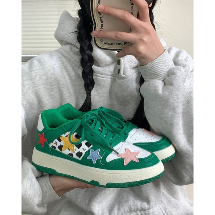 Star Dark Green Sneakers