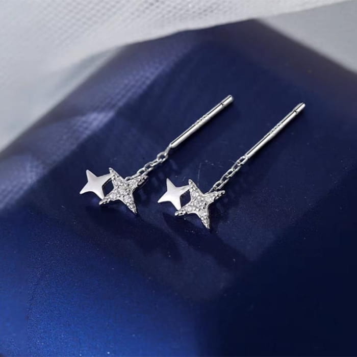 Star Threader Earring / Barbell