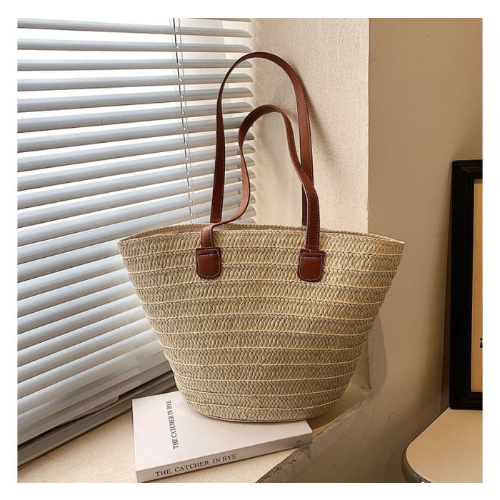 Straw Basket Shoulder Bag