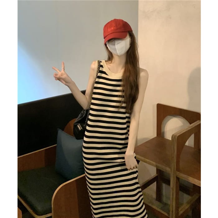 Striped Sleeveless Round Neck Bodycon Long Dress