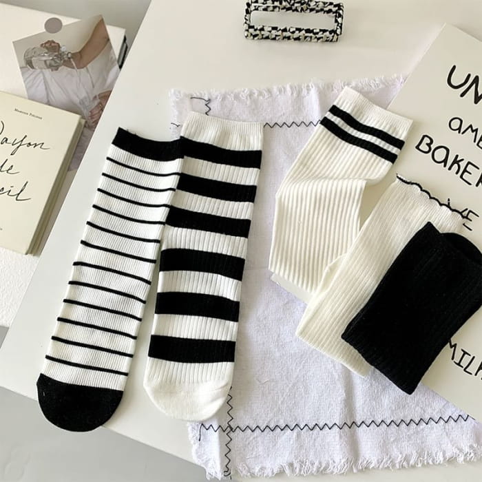 Striped Socks / Plain / Contrast Trim