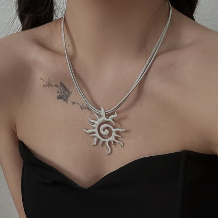 Sun Pendant Necklace - White / One Size