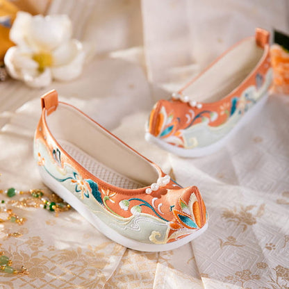 Sweet Retro Pearl Decor Floral Embroidery Shoes