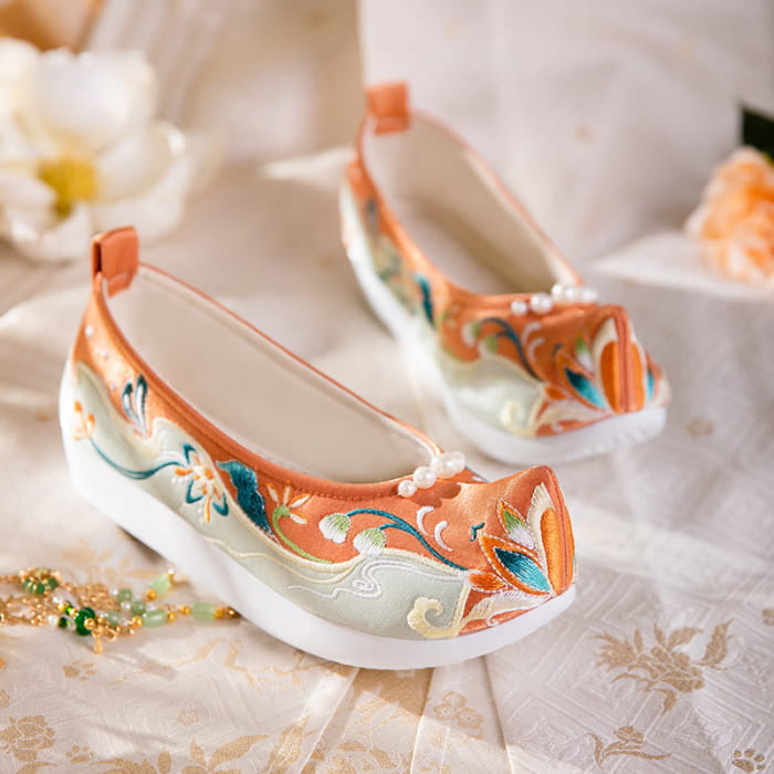 Sweet Retro Pearl Decor Floral Embroidery Shoes - Orange