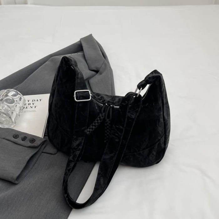 Textile Plain Shoulder Bag - Black / One Size