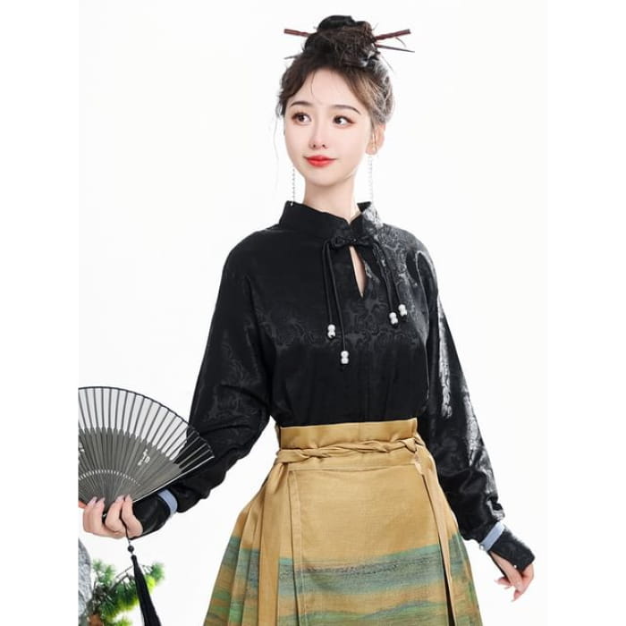 Tie Neck Hanfu Top / Mid Rise Print Maxi Skirt / Set