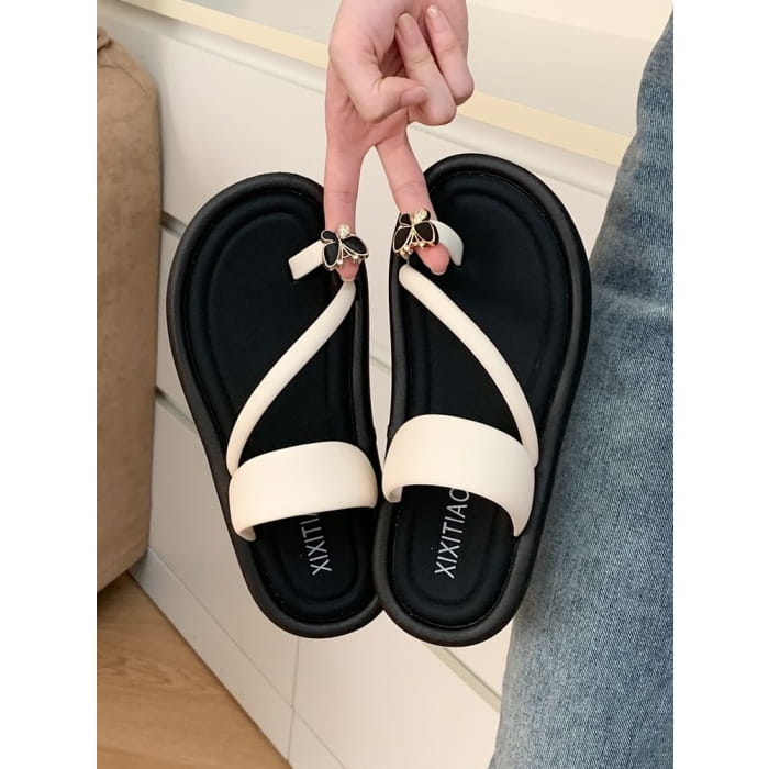 Toe Loop Slide Sandals