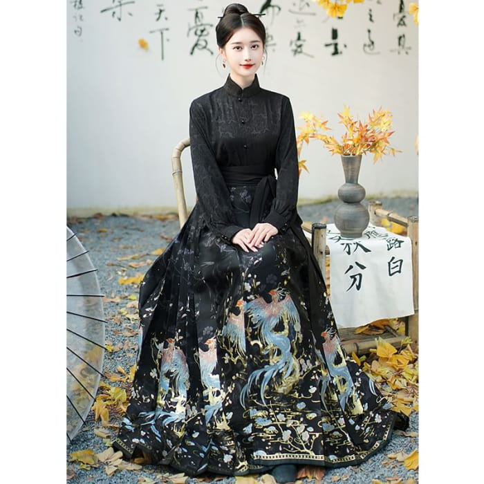 Traditional Chinese Long-Sleeve Stand Collar Plain Floral