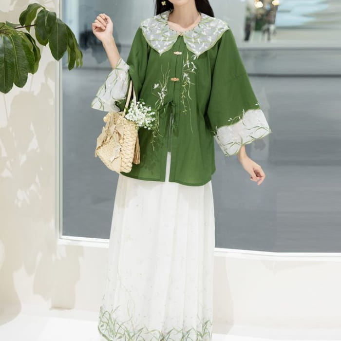 Traditional Chinese Set: 3/4-Sleeve Collared Embroidered