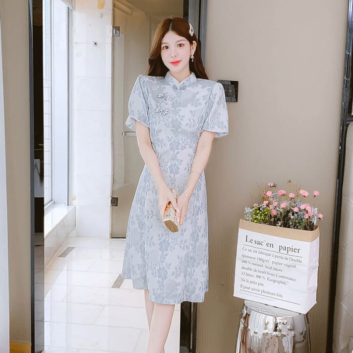 Traditional Chinese Short-Sleeve Stand Collar Faux Pearl