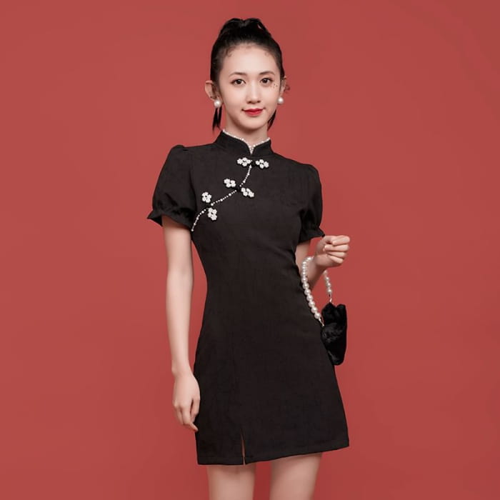 Traditional Chinese Short-Sleeve Stand Collar Faux Pearl