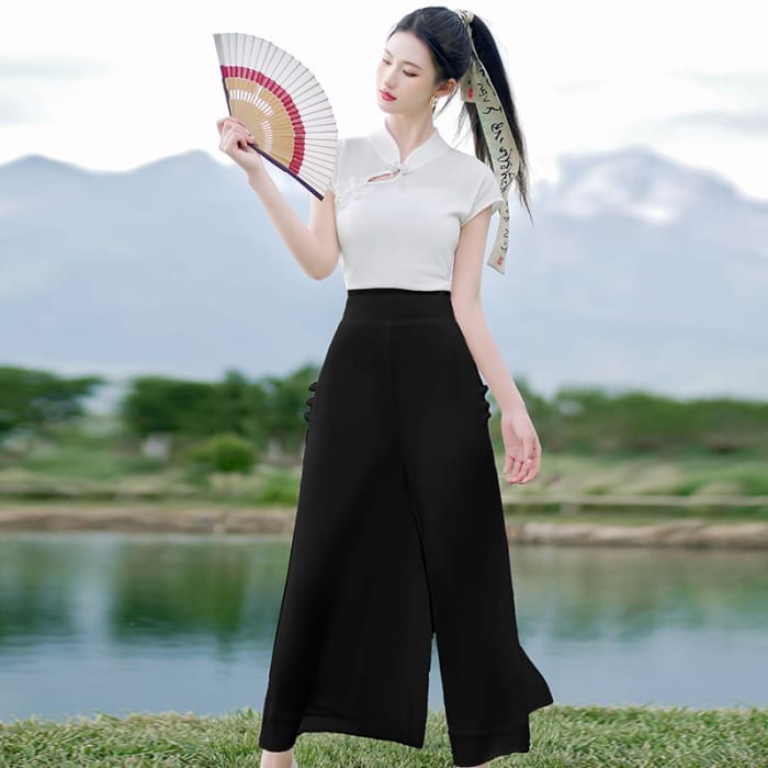 Traditional Chinese Short-Sleeve Stand Collar Plain Cutout