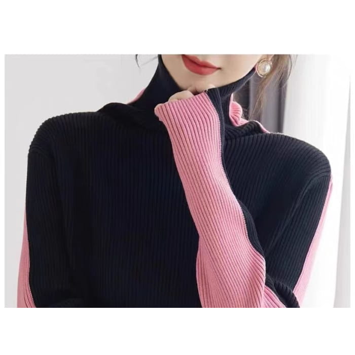 Turtleneck Colorblock Ribbed-Knit Sweater