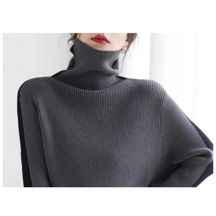 Turtleneck Colorblock Ribbed-Knit Sweater