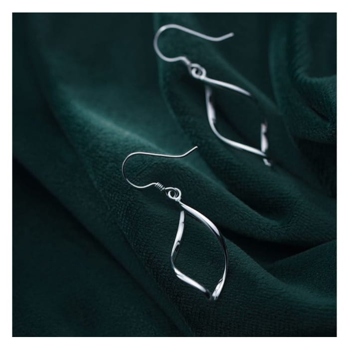 Twisted Drop Earring