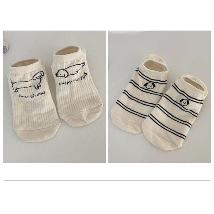 Two Tone Embroidered Low Cut Socks Set - of 2 Pairs - 03