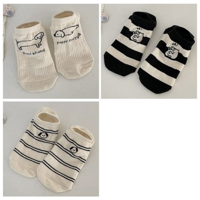 Two Tone Embroidered Low Cut Socks Set - of 3 Pairs - 05