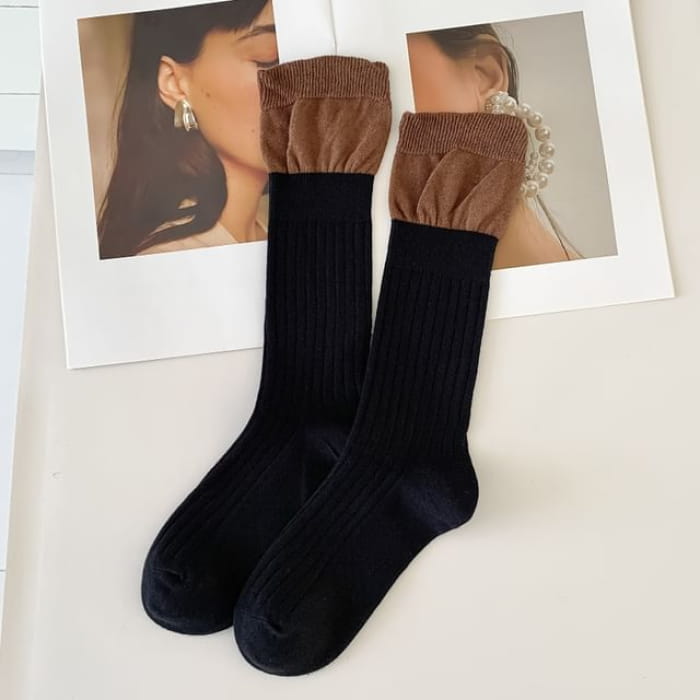 Two Tone Ribbed Socks / Set - of 2 Pairs - Black / One Size