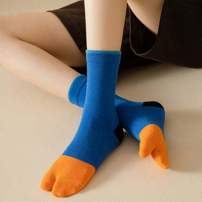 Two Tone Tabi Short Socks