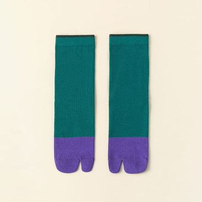 Two Tone Tabi Short Socks - Purple Toe - Green / One Size