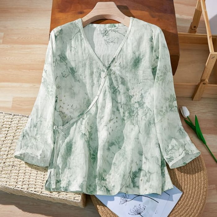 V-Neck Floral Blouse - Light Green / M - Clothing