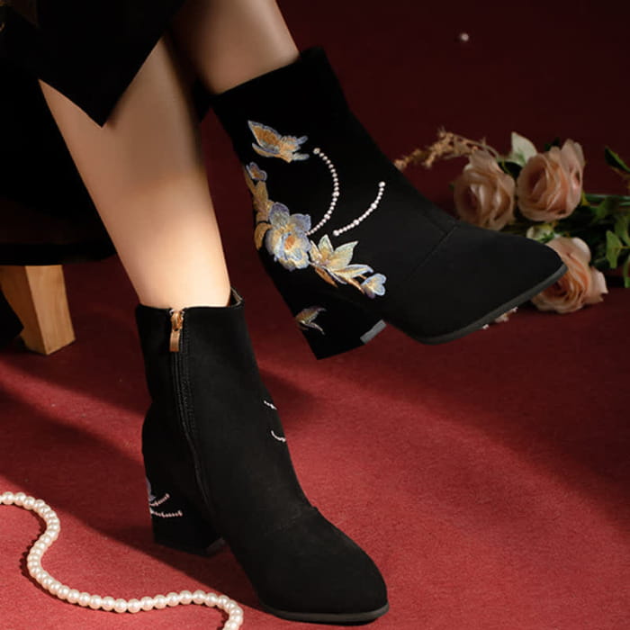 Vintage Blossom Embroidery Zipper Boots