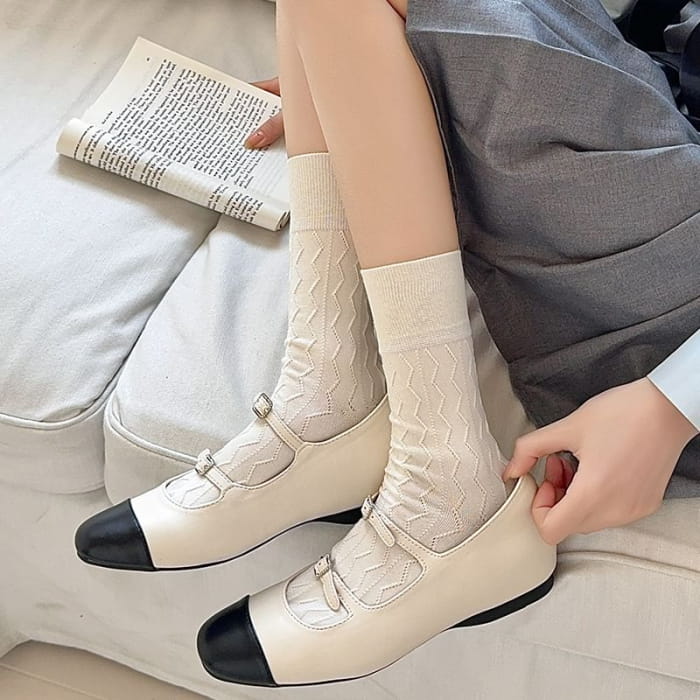 Wavy Striped Socks