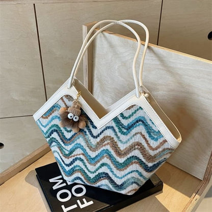 Wavy Striped Tote Bag / Charm / Set - With - Off-White