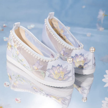 White Floral Embroidery Pearl Decor Mesh Shoes - Blue / 35