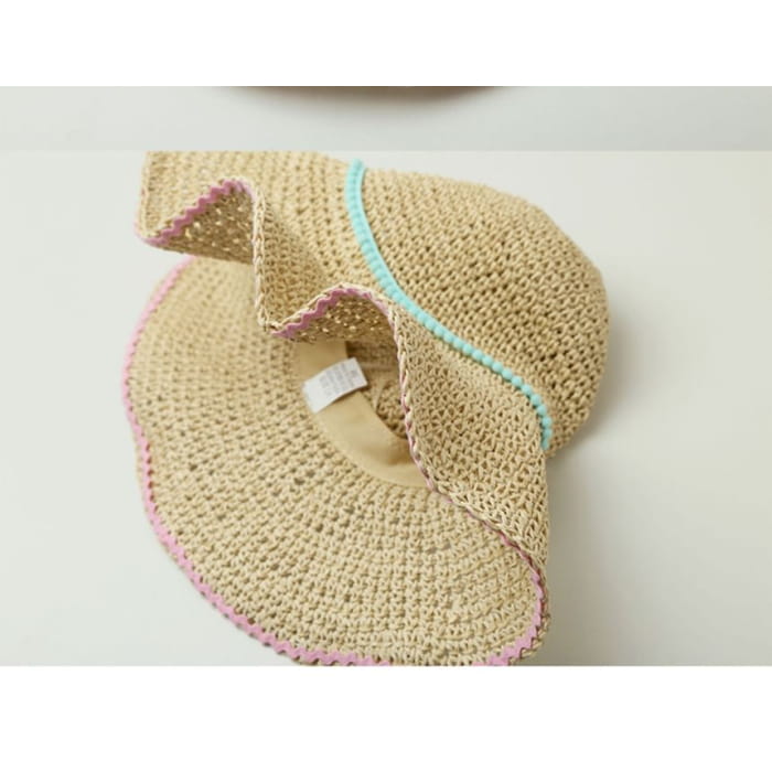 Wide Brim Summer Straw Hat With Blue Band