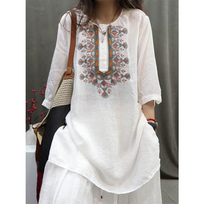 Women Summer Retro Embroidery O-Neck Ramie Shirt BN1037