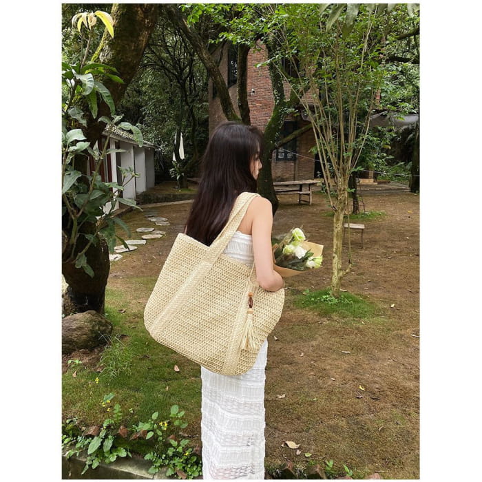 Woven Tasseled Tote Bag