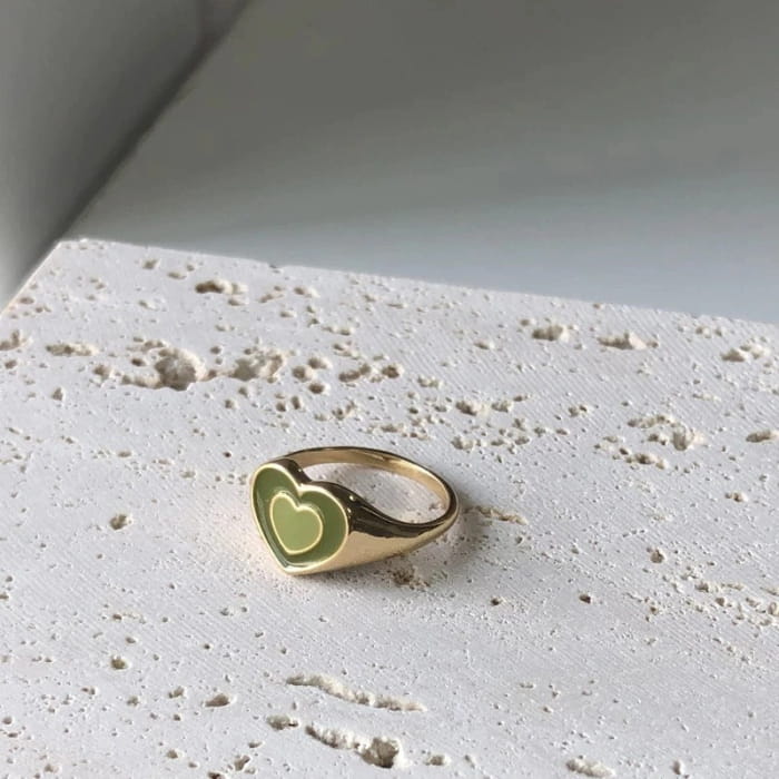 Y2K Cute Heartbreaker Ring - Gold / Green - ring