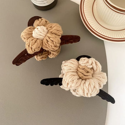 Yarn Flower Hair Claw Clip - Fashion Accessories