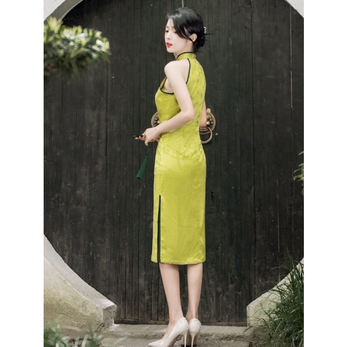 Yellow Floral Cheongsam - Female Hanfu